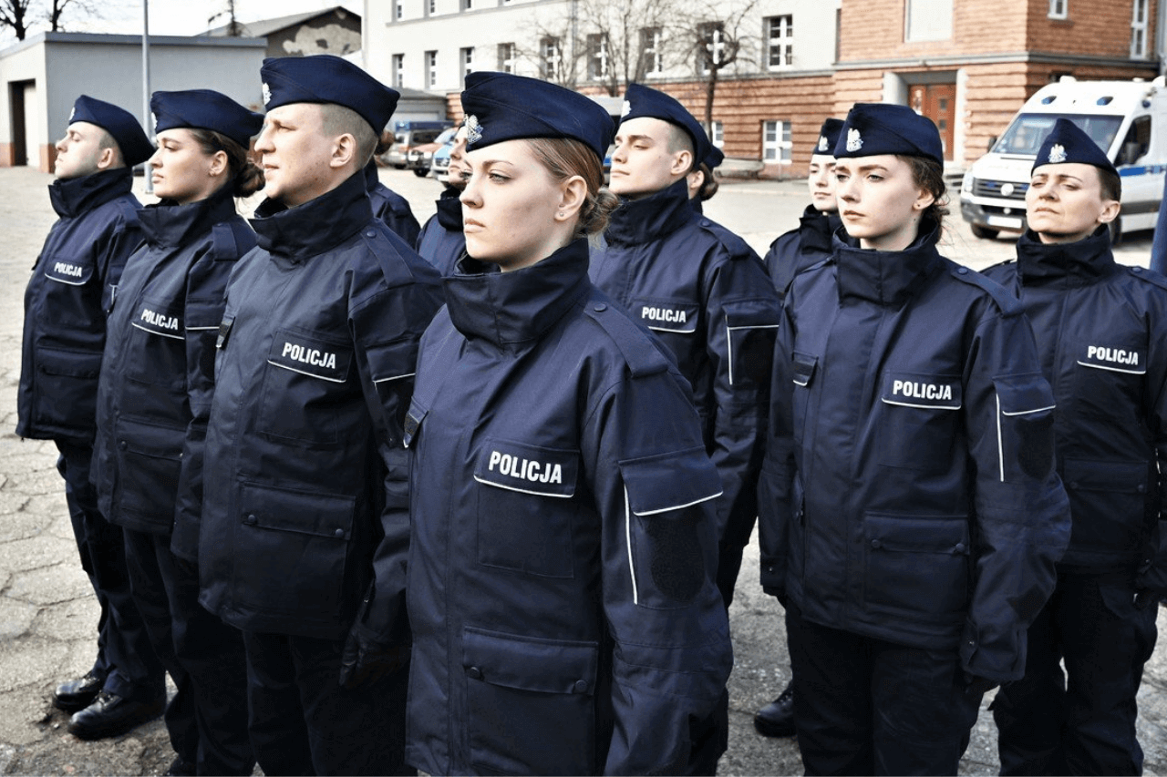 Ślubowanie nowych policjantów w Katowicach