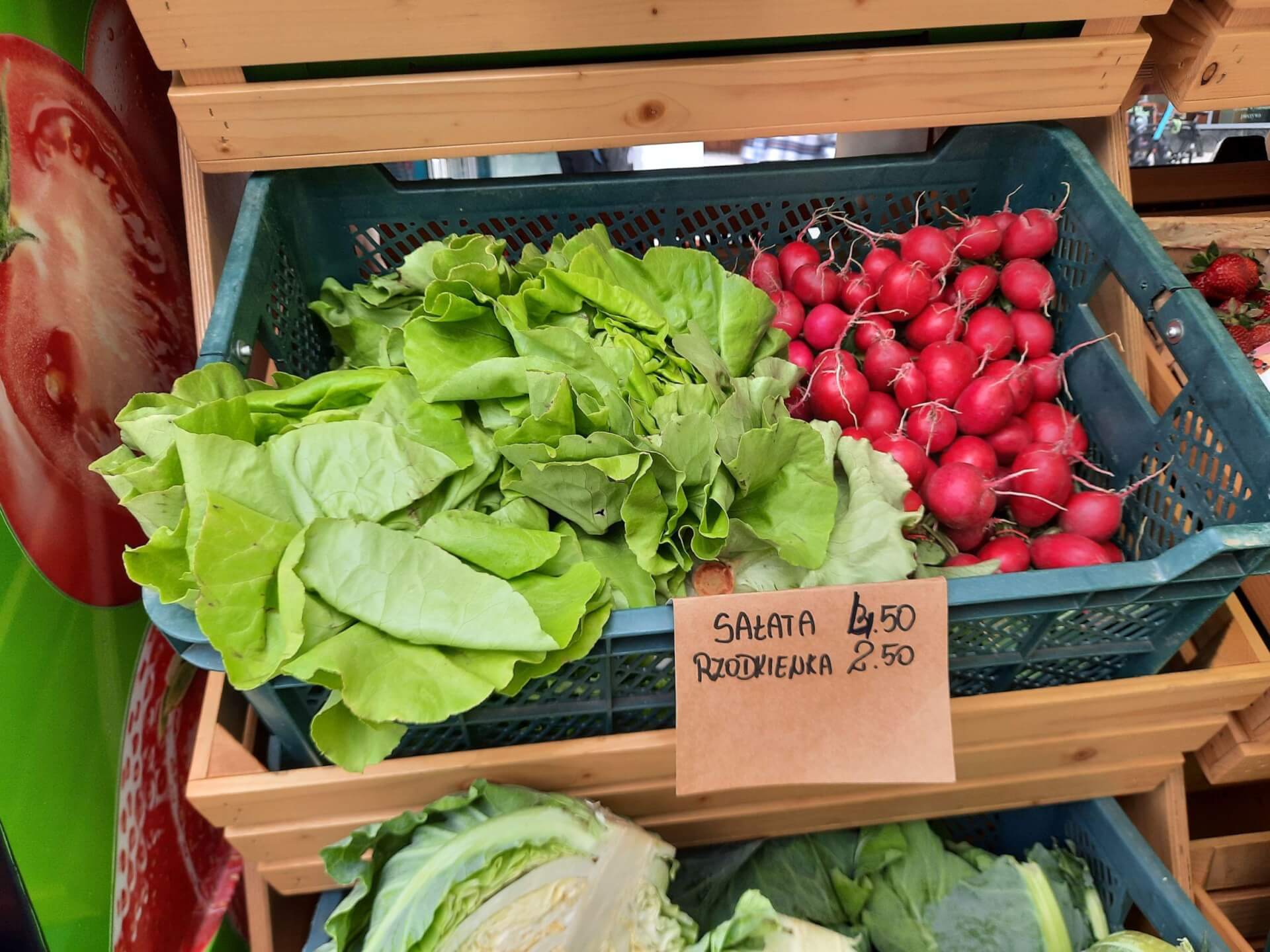 Ceny owoców i warzyw w aucie na Rynku w Katowicach
