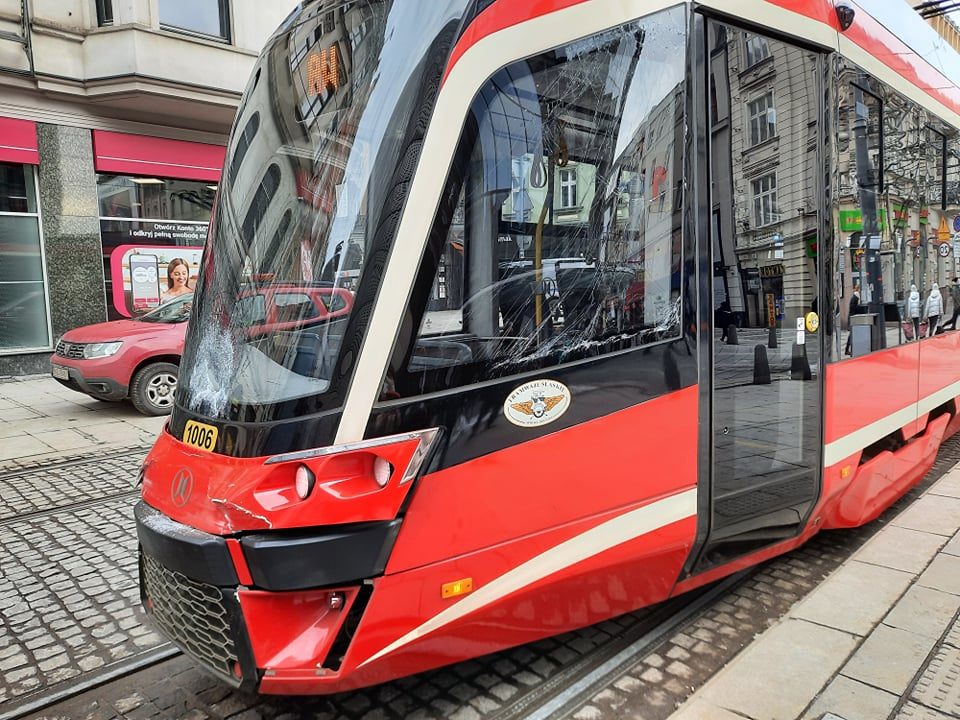 Zderzenie tramwajów na ul. 3 Maja w Katowicach, 24 stycznia 2022