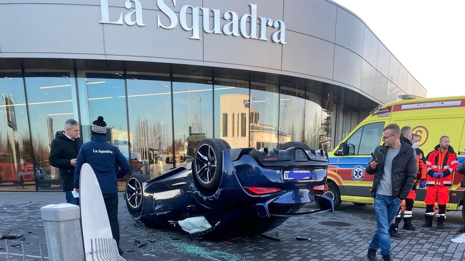 Wypadek przy salonie Ferrari, Katowice 3 lutego 2022