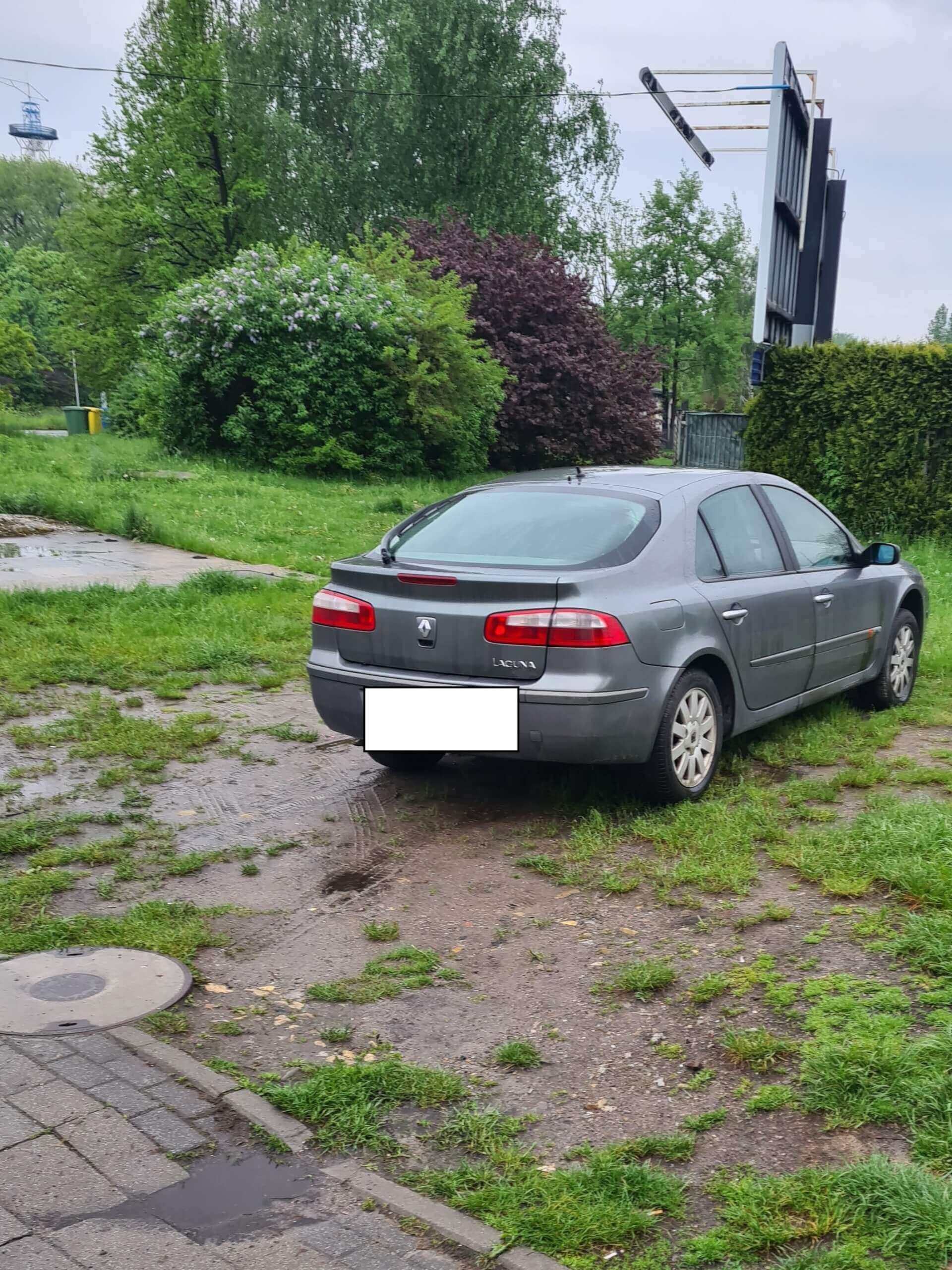 Źle parkujący kierowcy to plaga w Katowicach