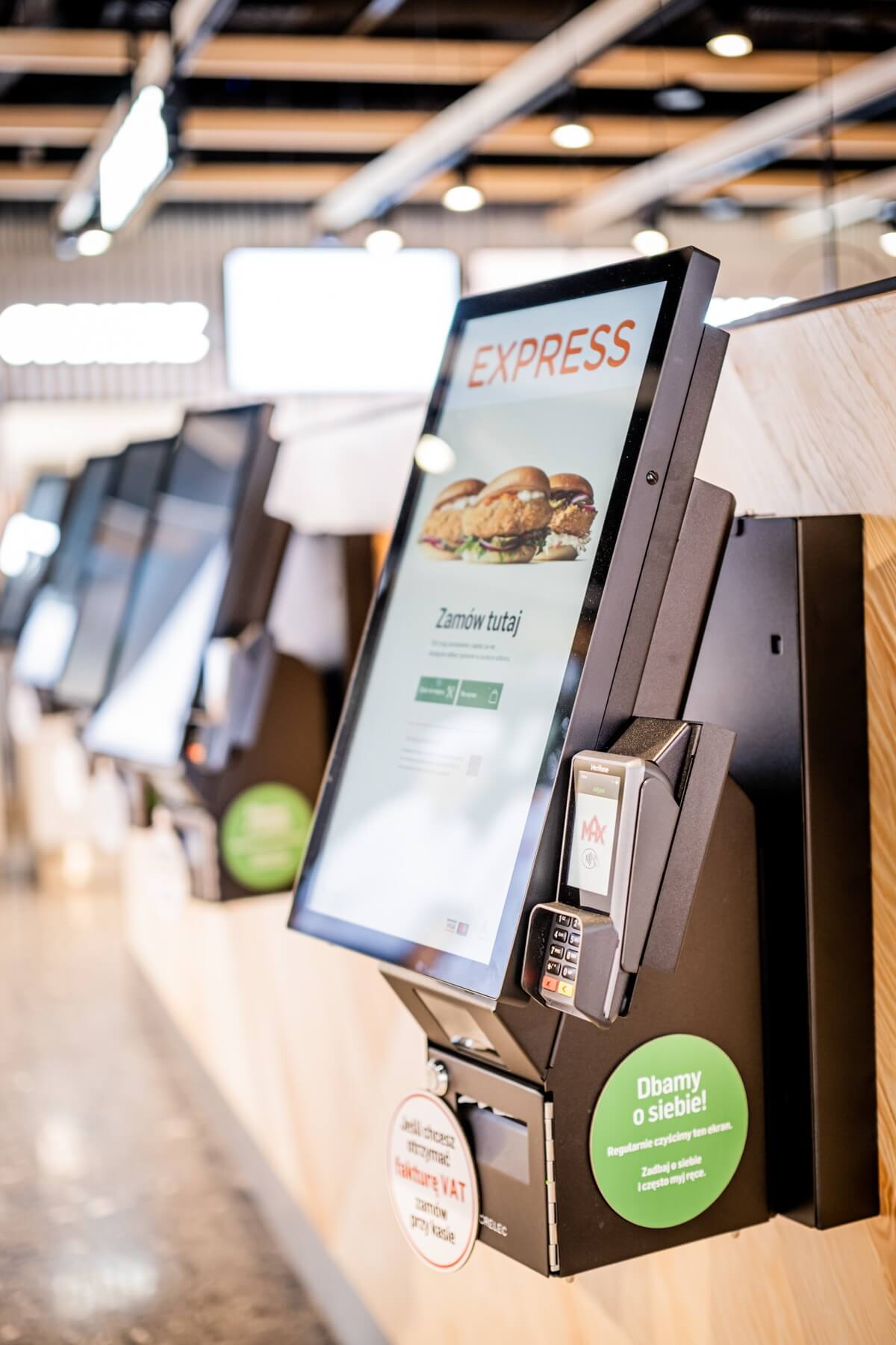 MAX Premium Burgers – szwedzki koncept z burgerami. Dba o środowisko, a jego Zielone Menu cieszy się szaloną popularnością.