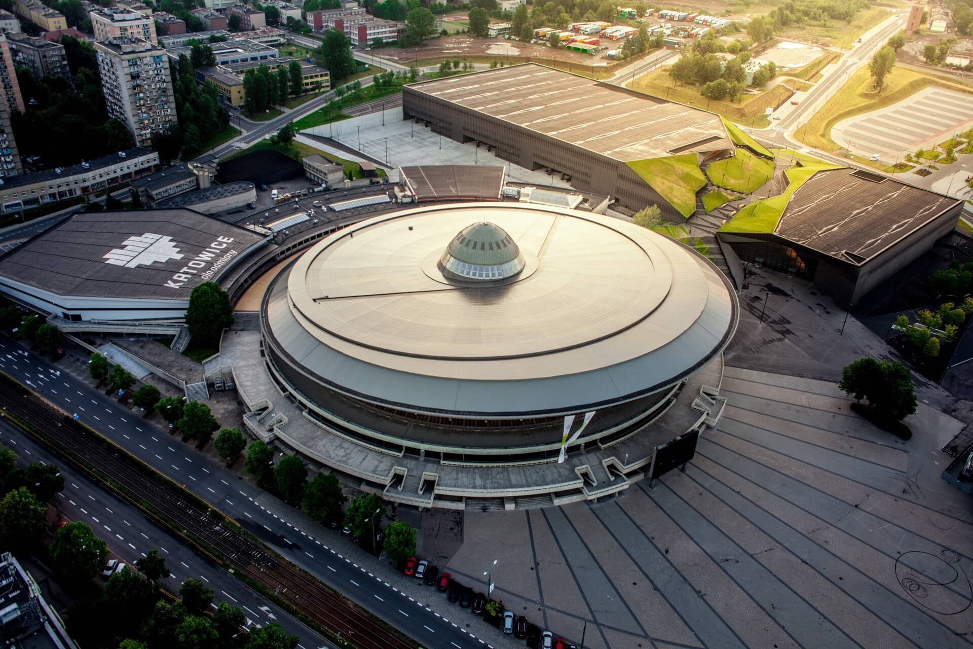 Mi Tędzynarodowe Centrum Kongresowe 61