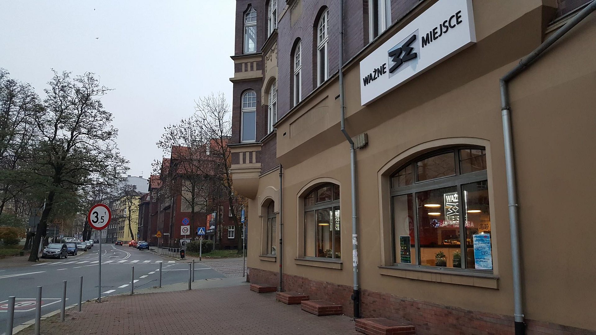 Bistro Ważne Miejsce Bistro Ważne Miejsce