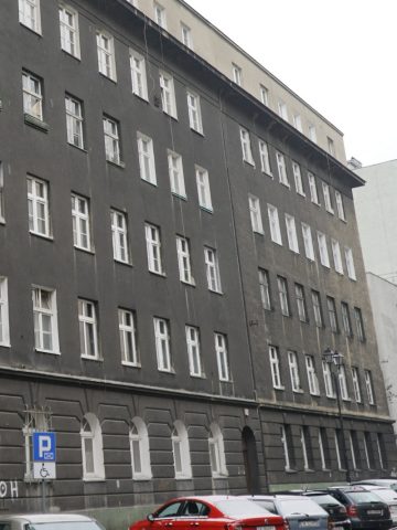 Jedna z dostępnych lokalizacji przy ul Reymonta 20 Jedna z dostępnych lokalizacji przy ul Reymonta 20