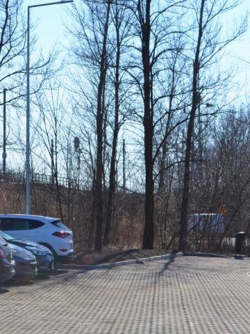 Nowy parking przy stacji kolejowej Katowic Podlesie Nowy parking przy stacji kolejowej Katowic Podlesie
