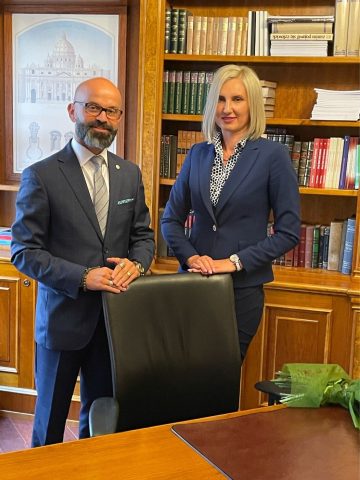 Dr Jan Michałek, prezes KSSE; Monika Bryl - nowa wiceprezes KSSE Dr Jan Michałek, prezes KSSE; Monika Bryl - nowa wiceprezes KSSE
