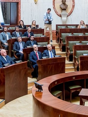 Wizyta delegacji z Abu Dhabi Wizyta delegacji z Abu Dhabi