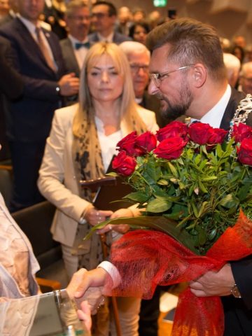 Odebranie tytułu Zasłużony dla Miasta Katowice przez prof Anielę Korzon fot Sławomir Rybok Odebranie tytułu Zasłużony dla Miasta Katowice przez prof Anielę Korzon fot Sławomir Rybok