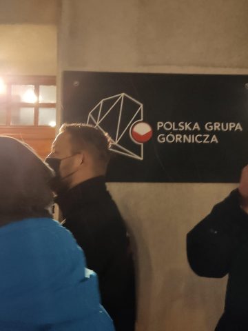 Górnicy okupują siedzibę PGG, Katowice, 20 grudnia 2021 Górnicy okupują siedzibę PGG, Katowice, 20 grudnia 2021