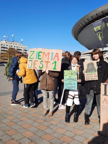 Młodzieżowy strajk klimatyczny Katowice 1 Młodzieżowy strajk klimatyczny Katowice 1