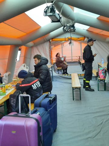 Namioty przed dworcem PKP Katowice5 Namioty przed dworcem PKP Katowice5