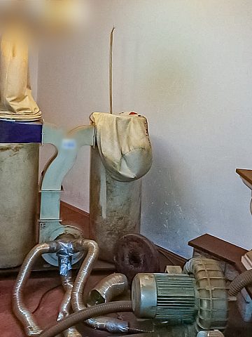 Nielegalna fabryka papierosów CBŚP 3 Nielegalna fabryka papierosów CBŚP 3