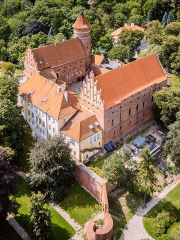 Zamek w Olsztynie Zamek w Olsztynie