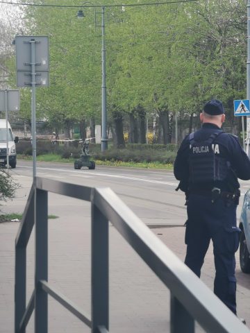 Alarm bombowy Katowice Burowiec 9 Alarm bombowy Katowice Burowiec 9