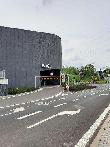 Centrum przesiadkowe brynow 09 Centrum przesiadkowe brynow 09