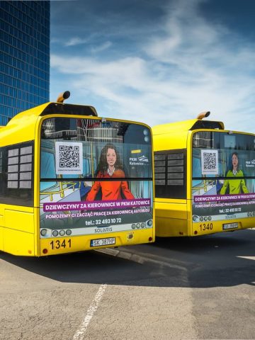 Kobieta kierowca autobusu pkmkatowice 01 Kobieta kierowca autobusu pkmkatowice 01
