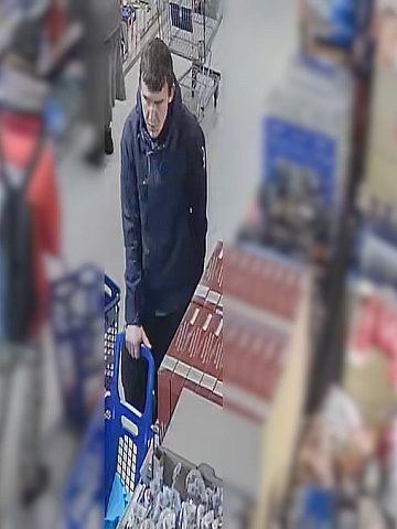 Kradziez w katowicach zlodzieje ukradli towar za 2000 zl 6 Kradziez w katowicach zlodzieje ukradli towar za 2000 zl 6