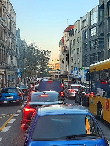 Francuska zakorkowana po wypadku Francuska zakorkowana po wypadku