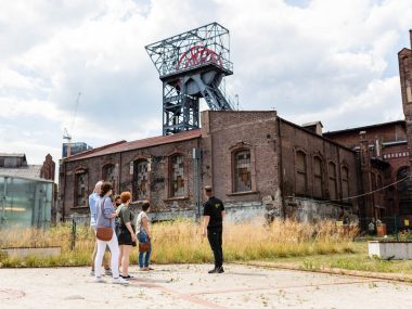 Fakty: informatycy gonią górników, Katowice silne Metropolią Muzeum Śląskie