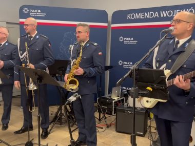 Rockowe pożegnanie szefa śląskiej policji Rockowe pozegnanie romana rabsztyna 5