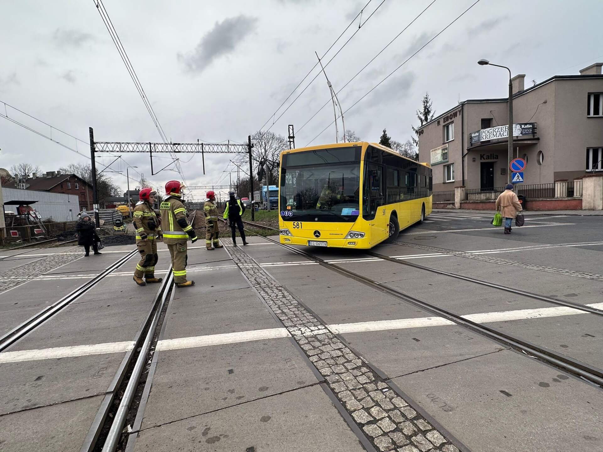 Autobus przejazd kolejowy katowice 2