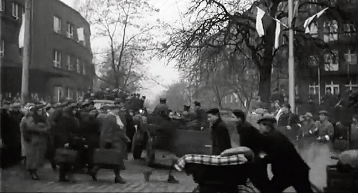 Skrzyżowanie ul. Poniatowskiego i Kościuszki. Katowice ("Krzyż walecznych")