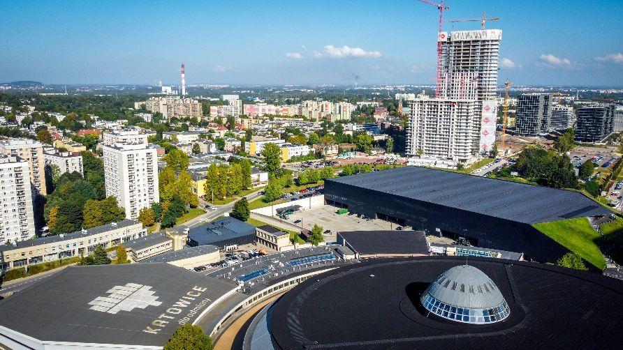 Lodowisko spodek katowice nowy dach wieksze trybuny 1