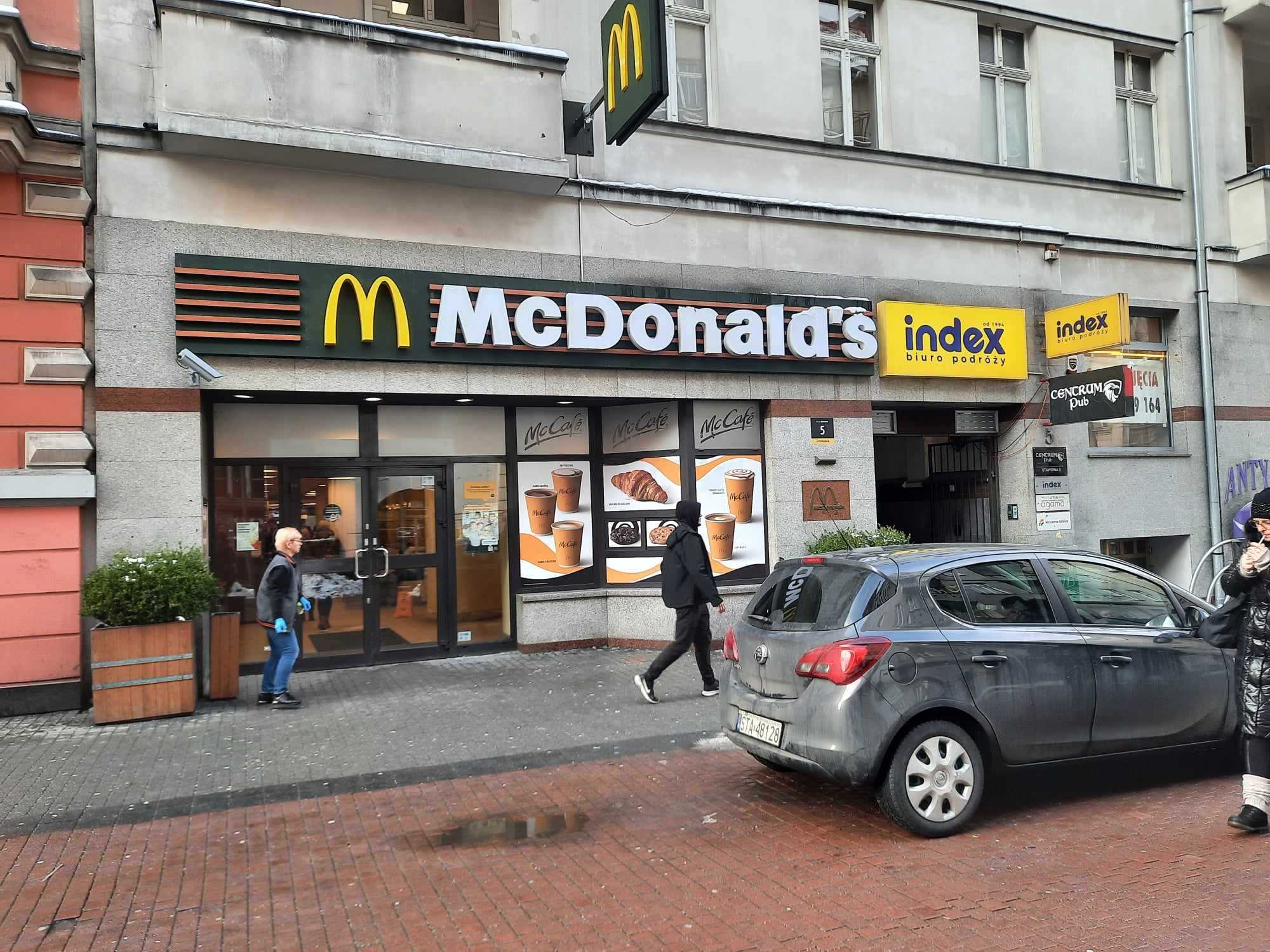 Mcdonalds stawowa katowice 01