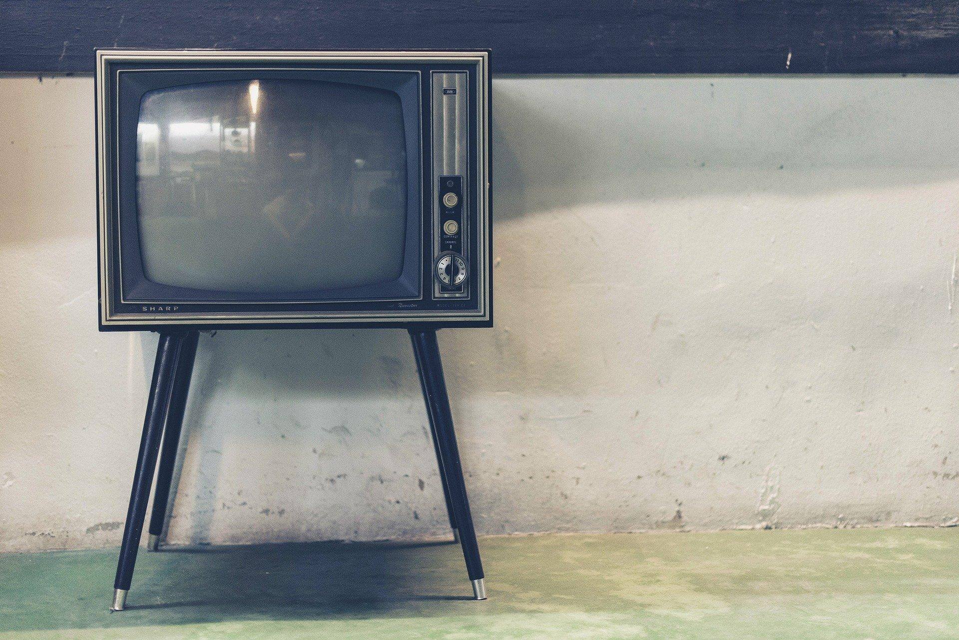 Stary telewizor (zdjęcie ilustracyjne)