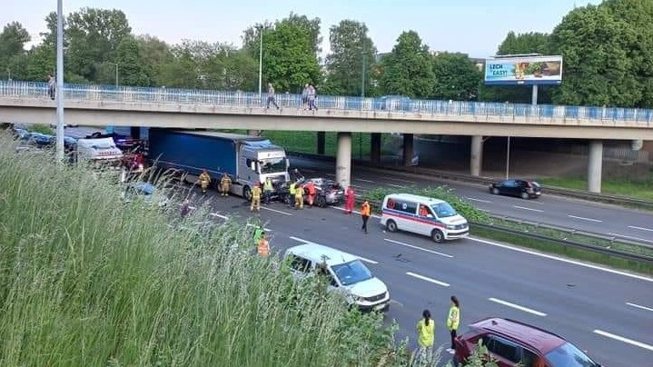 Wypadek a4 katowice