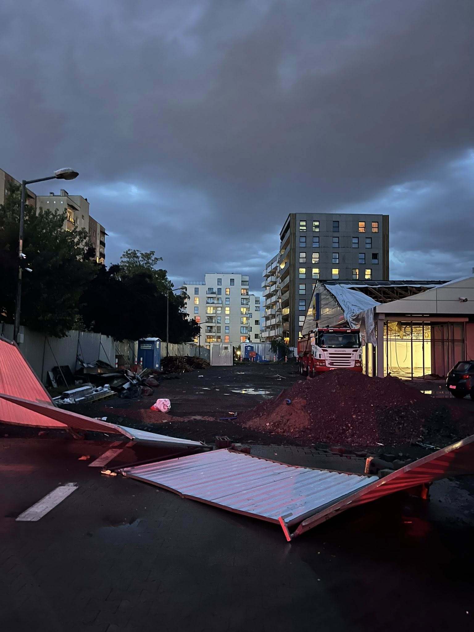 Burza remont Lidla os Paderewskiego Katowice 1