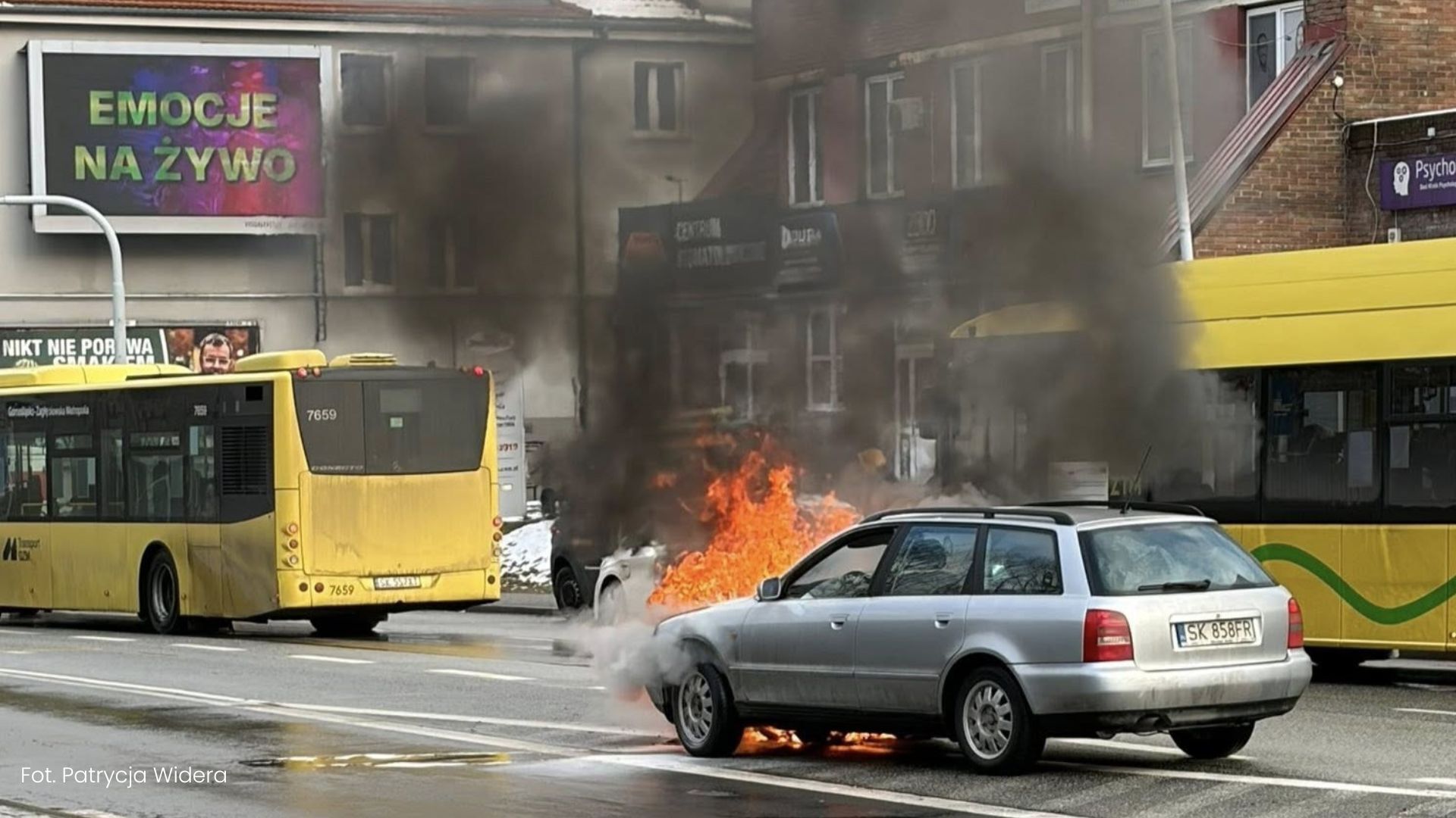 Pożar samochodu, ul. Mikołowska, Katowice