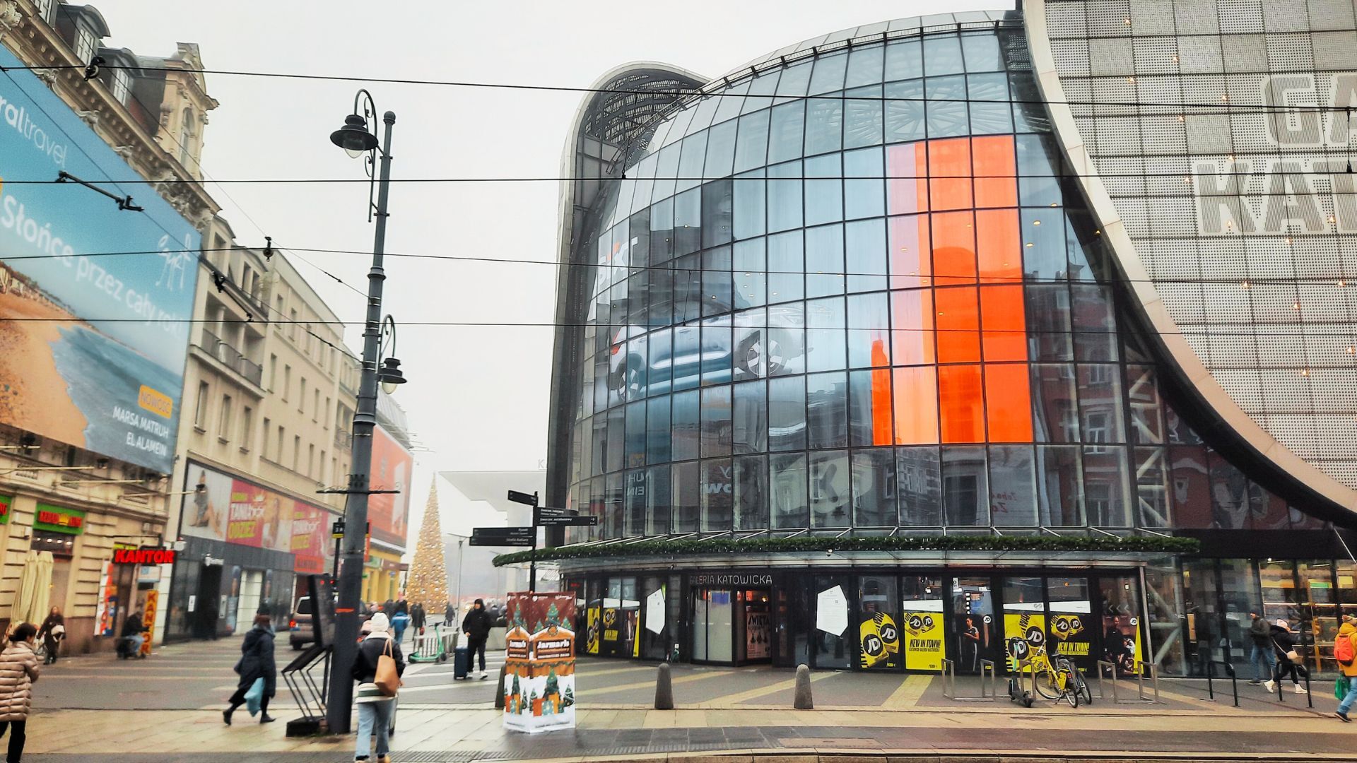 Oficjalny Sklep GKS Katowice GIEKSA FANSTORE powstał w Galerii Katowickiej. Otwarcie już 6 grudnia 2025 r.