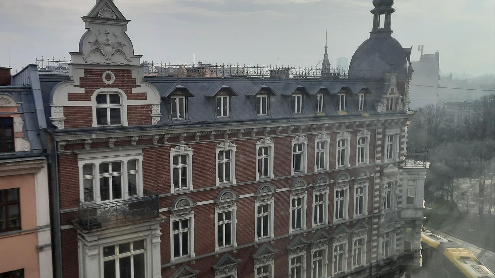 Kamienica Sokolska pl Wolnosci Katowice 1 Copy