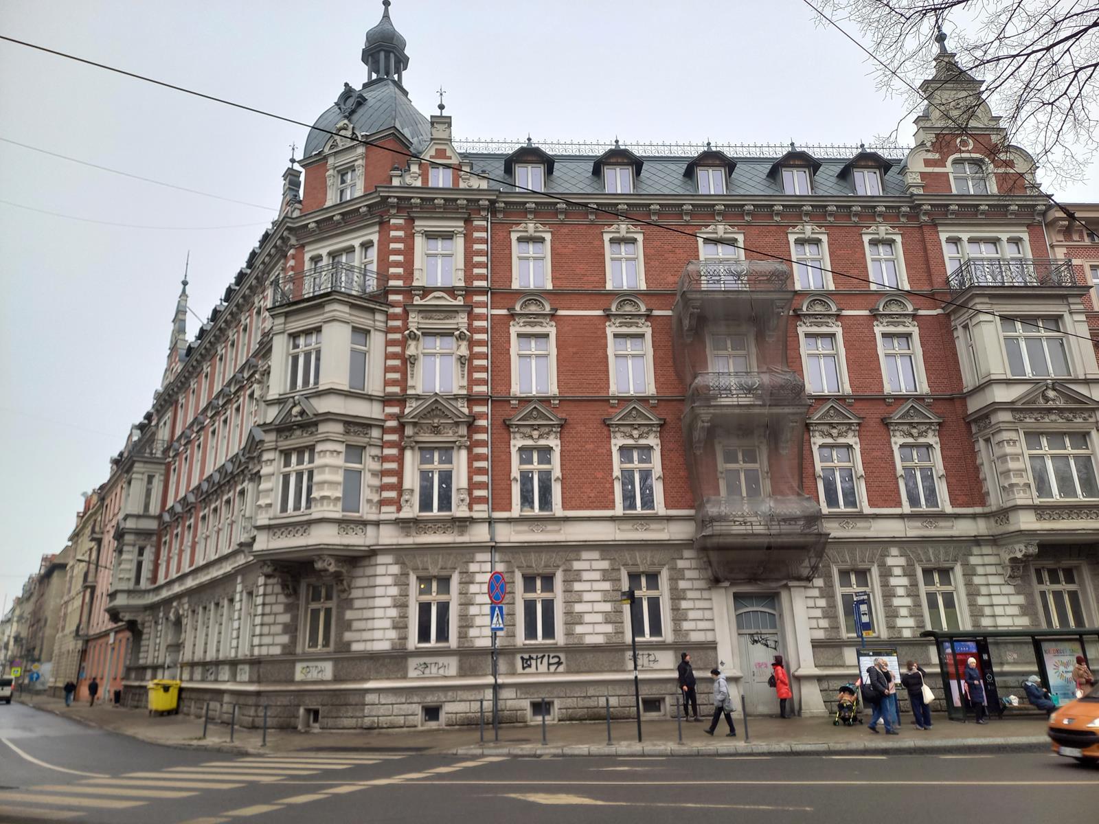 Kamienica Sokolska pl Wolnosci Katowice 3 Copy