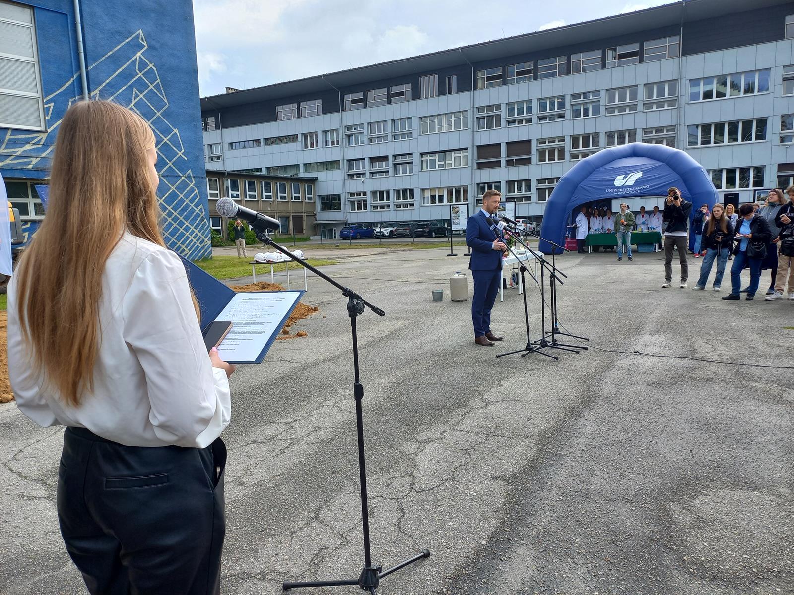 Slaskie Interdyscyplinarne Centrum Chemii Katowice 04