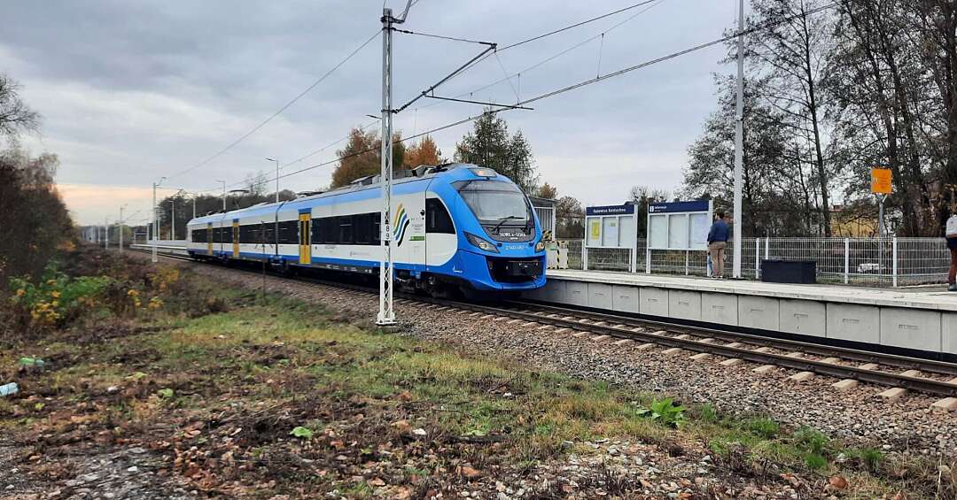 Katowice. Dziś ostatni dzień pociągów pasażerskich przez Ochojec, Murcki, Kostuchnę i Podlesie Dąbrowę