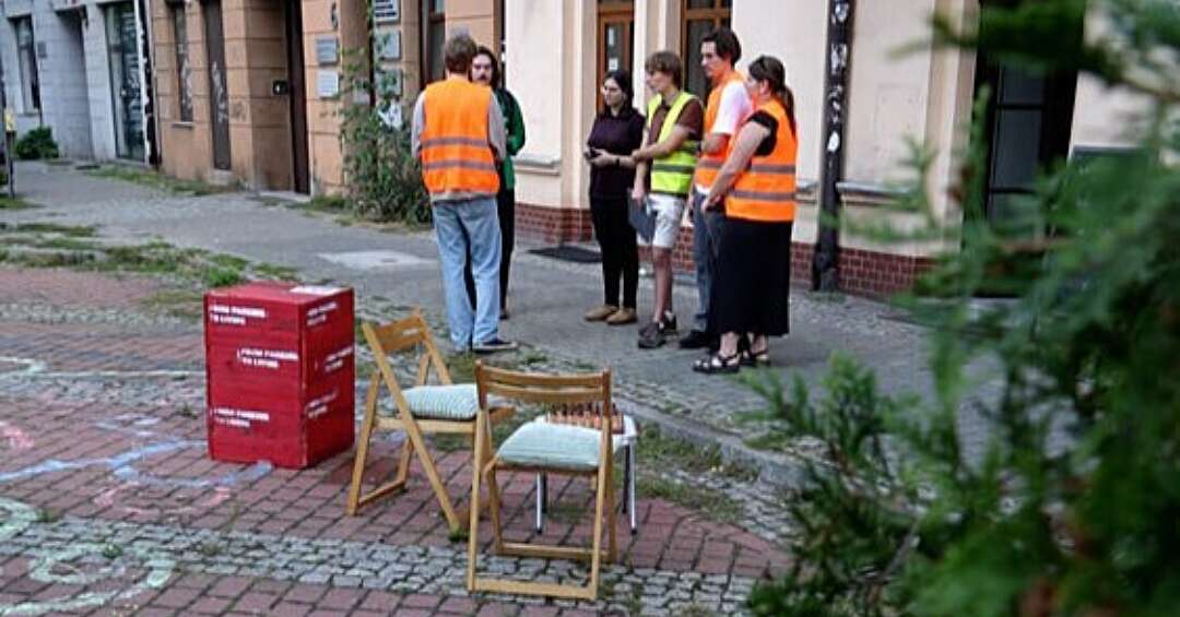 Studenci architektury chcą zmienić nieczynne parkingi w zielone oazy. Park(ing) Day w Katowicach