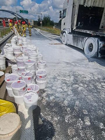 Tir z farbami, A4 Katowice Tir z farbami, A4 Katowice