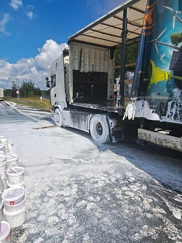 Tir z farbami, A4 Katowice Tir z farbami, A4 Katowice