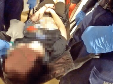 Policjanci z Katowic uratowali życie młodego mężczyzny Policjanci z Katowic uratowali życie młodego mężczyzny