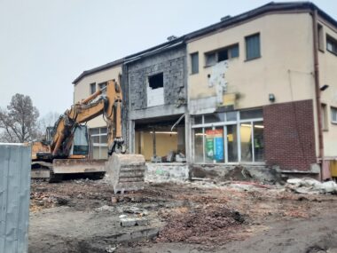 Najgorsza Biedronka w Katowicach jest w remoncie Biedronka w Podlesiu w trakcie remontu