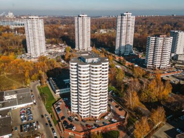 Raport z rynku nieruchomości. Gdzie najtaniej lub drogo Katowice tysiaclecie