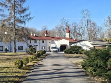 Kościół pod nowym stadionem w Katowicach wynajęty Kościół p.w. św. Cyrla i Metodego, Katowice Załęska Hałda