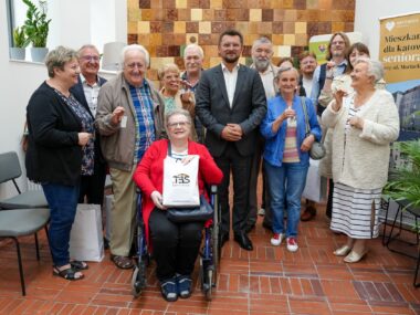 Lokatorzy otrzymali klucze do mieszkań przy Mariackiej Nowa inwestycja KTBS, Katowice Mariacka