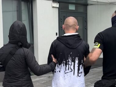 Rozbój w Sosnowcu. Bandyta przyłożył nóż do gardła ofiary! Sosnowiec. Ujęcie sprawcy rozboju z użyciem noża w rejonie dworca kolejowego Sosnowiec Główny. 9 lipca 2025.