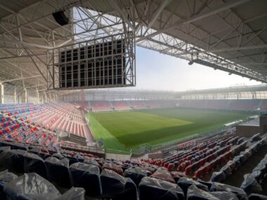 Nowy stadion w Katowicach, nowy w Opolu. W „sukience” Stadion Opolski