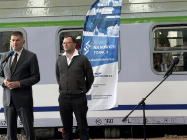 Ruch pod wiaduktem na Mikołowskiej wróci na początku 2026 r. Konferencja pkp plk 22 maja 2024 1