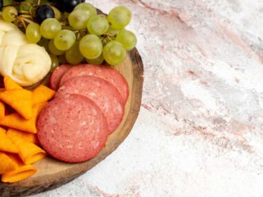 Czym różnią się wędliny wiejskie od tych przemysłowych? Wedlinyzdebiny